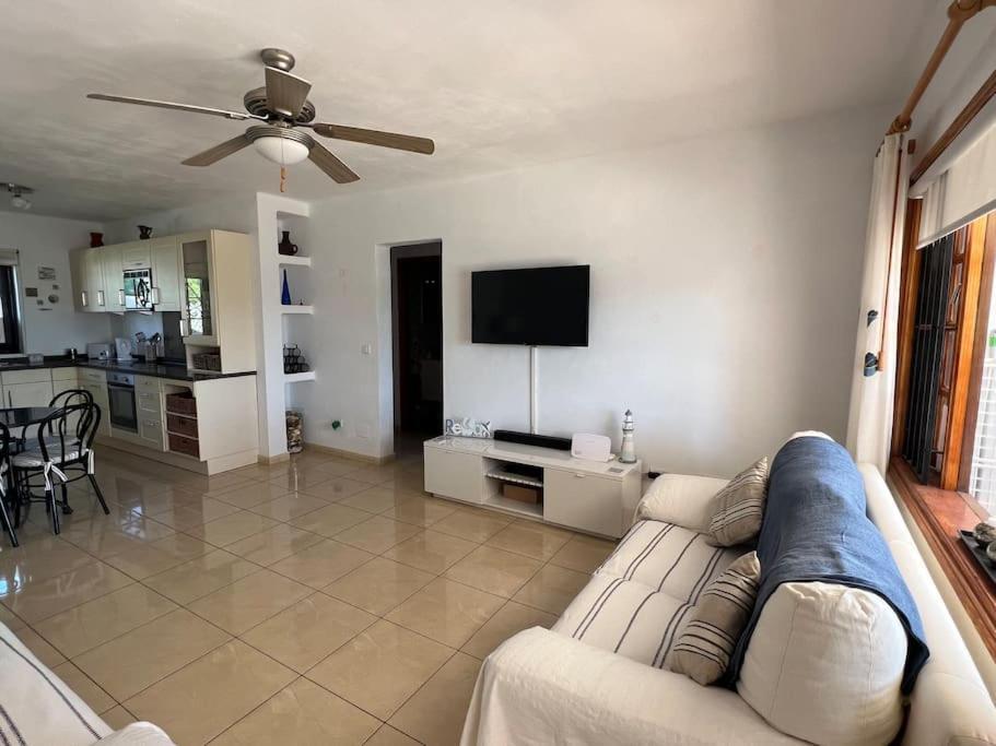 Casa Mo, 2 Bedroom Apartment Close To The Beach Puerto del Carmen  Kültér fotó